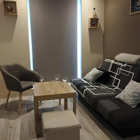 Appartement House Of Twenty- Studio Paisible A Dieppe Plage Et Gare A Pied - Situe Rue Pietonne - Wifi - Draps Et Serviettes Inclus - *