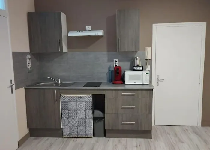 House Of Twenty- Paisible A Et Gare A Pied - Situe Rue Pietonne - Wifi - Draps Et Serviettes Inclus - Διαμέρισμα Διέππη